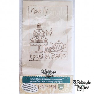 Etiqueta Patchwork Hatched and Patched It´s a Girl Thing 2