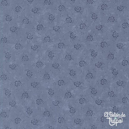 Tela Bluebird’s Nest – Azul suave con tréboles en azul oscuro de Kansas Troubles