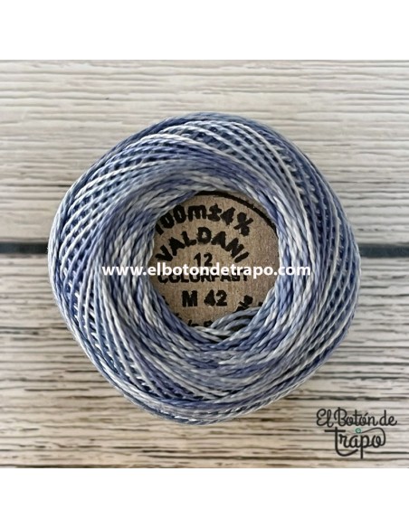 Hilo Valdani Perlé Nº12 color M42 Summer Sky 100% algodón egipcio para patchwork y bordado